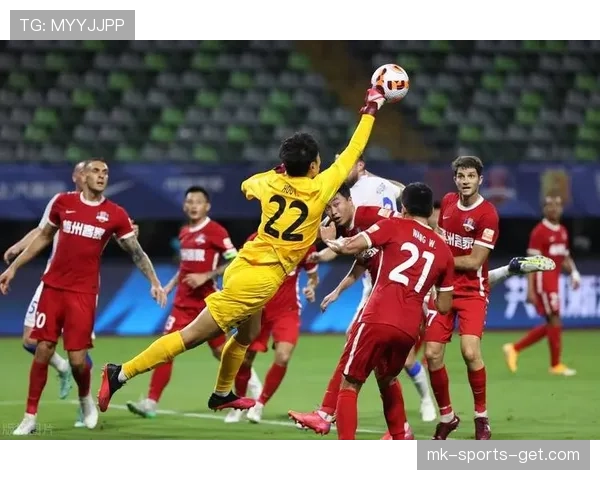 芬利无球跑动撕裂防线，高效输出改变进攻格局