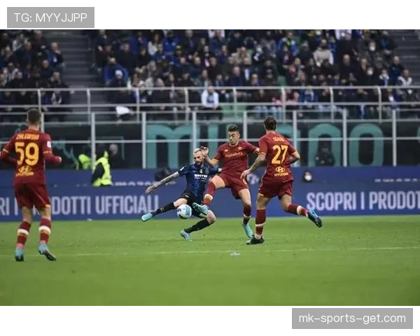 三中卫越用越死板，国米的战术变化真的藏不住了？